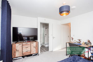 Photo 25- click for photo gallery